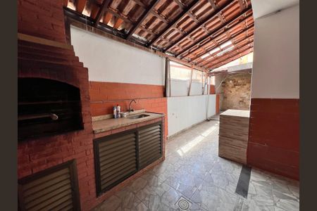 Casa de condomínio para alugar com 254m², 4 quartos e 3 vagas Casa de condomínio para alugar com 254m², 4 quartos e 3 vagasArea Gourmet