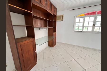 Casa de condomínio para alugar com 254m², 4 quartos e 3 vagas Casa de condomínio para alugar com 254m², 4 quartos e 3 vagasQuarto 03