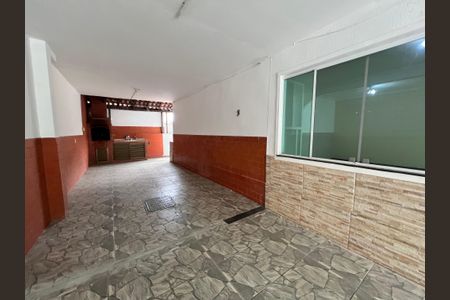 Casa de condomínio para alugar com 254m², 4 quartos e 3 vagas Casa de condomínio para alugar com 254m², 4 quartos e 3 vagasHall de entrada