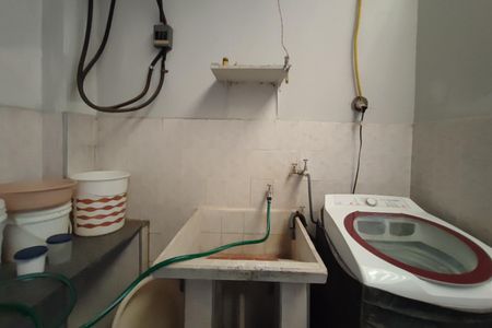 Casa à venda com 280m², 3 quartos e 2 vagasÁrea de Serviço