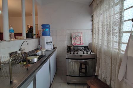 Casa à venda com 280m², 3 quartos e 2 vagasCozinha