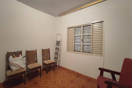 Casa à venda com 280m², 3 quartos e 2 vagasQuarto 3