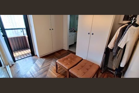 Apartamento à venda com 162m², 3 quartos e 3 vagas Apartamento à venda com 162m², 3 quartos e 3 vagasSuíte 2