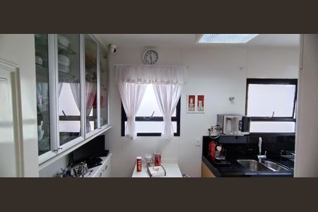 Apartamento à venda com 162m², 3 quartos e 3 vagas Apartamento à venda com 162m², 3 quartos e 3 vagasCozinha