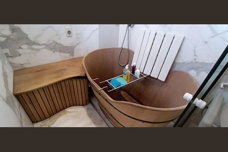 Apartamento à venda com 162m², 3 quartos e 3 vagas Apartamento à venda com 162m², 3 quartos e 3 vagasBanheiro da Suíte Master