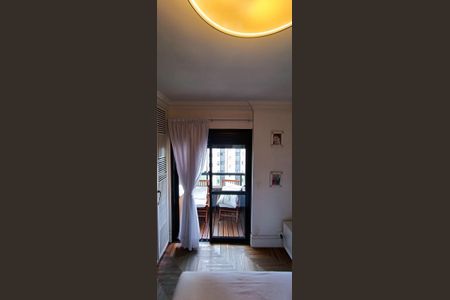 Apartamento à venda com 162m², 3 quartos e 3 vagas Apartamento à venda com 162m², 3 quartos e 3 vagasSuíte Master