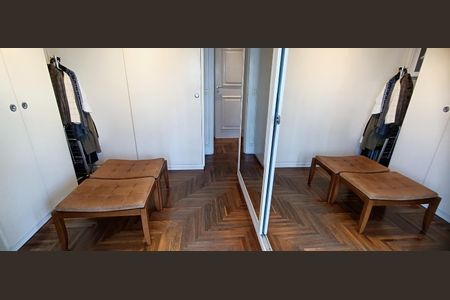 Apartamento à venda com 162m², 3 quartos e 3 vagas Apartamento à venda com 162m², 3 quartos e 3 vagasSuíte 2