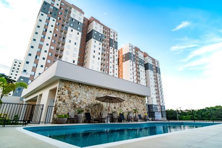 Apartamento para alugar com 50m², 2 quartos e 1 vaga Apartamento para alugar com 50m², 2 quartos e 1 vagaÁrea comum - Piscina