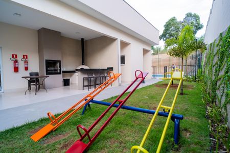 Apartamento para alugar com 50m², 2 quartos e 1 vaga Apartamento para alugar com 50m², 2 quartos e 1 vagaÁrea comum - Playground