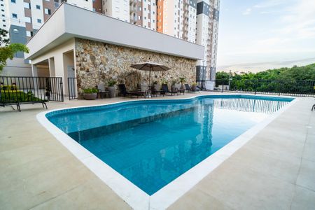 Apartamento para alugar com 50m², 2 quartos e 1 vaga Apartamento para alugar com 50m², 2 quartos e 1 vagaÁrea comum - Piscina