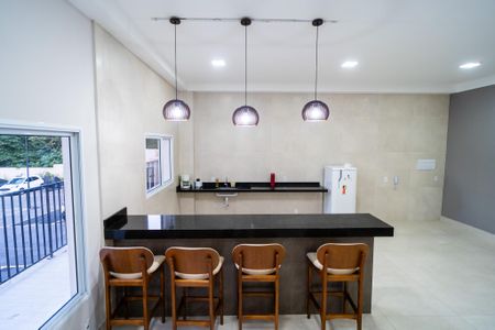 Apartamento para alugar com 50m², 2 quartos e 1 vaga Apartamento para alugar com 50m², 2 quartos e 1 vagaÁrea comum - Salão de festas