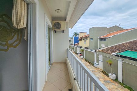 Casa de condomínio para alugar com 600m², 4 quartos e 2 vagasVaranda da Suíte 1