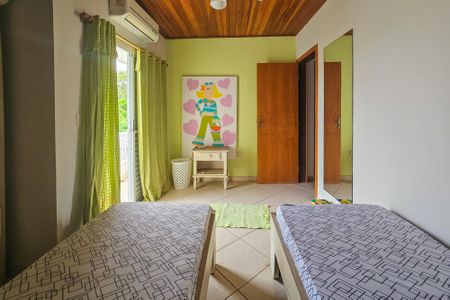 Casa de condomínio para alugar com 600m², 4 quartos e 2 vagasQuarto 1