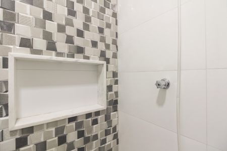 Apartamento para alugar com 50m², 2 quartos e sem vagaBanheiro 