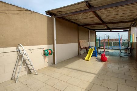 Casa para alugar com 240m², 2 quartos e sem vagaÁrea de lazer