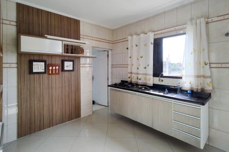 Casa para alugar com 240m², 2 quartos e sem vagaCozinha