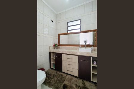 Casa para alugar com 240m², 2 quartos e sem vagaBanheiro