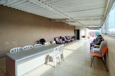 Casa para alugar com 240m², 2 quartos e sem vagaÁrea de lazer