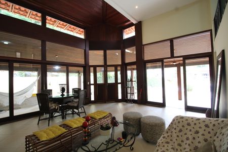 Casa de condomínio à venda com 428m², 4 quartos e 4 vagasSala 1