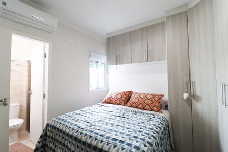 Casa de condomínio à venda com 124m², 3 quartos e 2 vagasSuíte