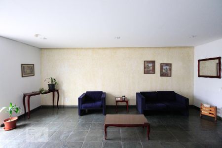 Apartamento para alugar com 67m², 2 quartos e sem vagaHall Social