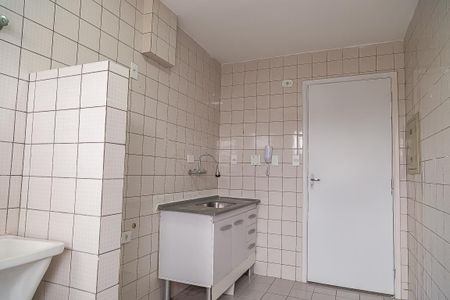 Apartamento para alugar com 67m², 2 quartos e sem vagaCozinha e Área de Serviço
