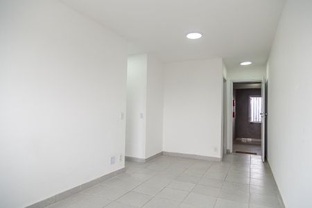 Apartamento para alugar com 67m², 2 quartos e sem vagaSala