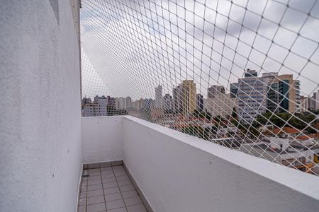 Apartamento para alugar com 67m², 2 quartos e sem vagaVaranda