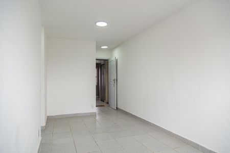 Apartamento para alugar com 67m², 2 quartos e sem vagaSala