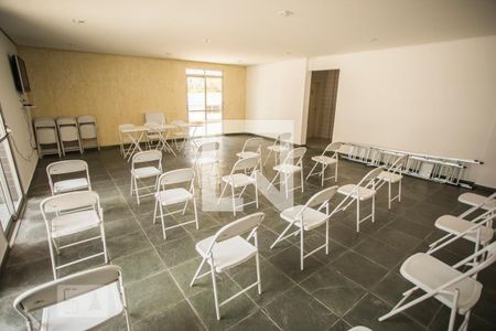 Apartamento para alugar com 67m², 2 quartos e sem vagaÁrea comum - Salão de festas