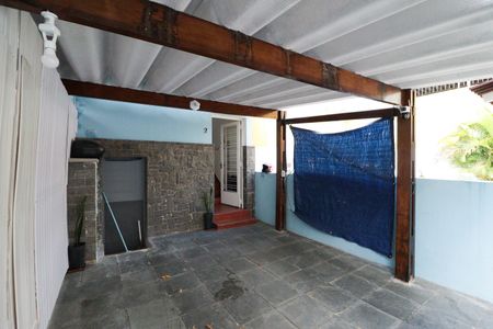 Casa à venda com 180m², 2 quartos e 1 vagaÁrea comum