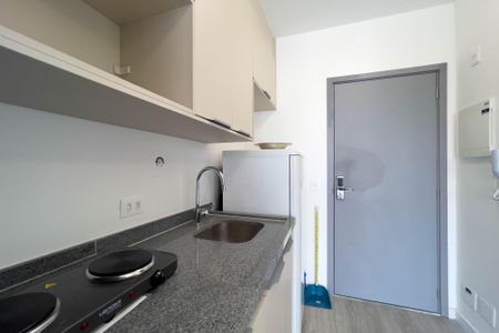 Cozinha de apartamento à venda com 1 quarto, 27m² em Vila Mariana, São Paulo