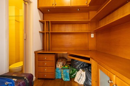 Apartamento para alugar com 77m², 2 quartos e 1 vagaQuarto de Serviço