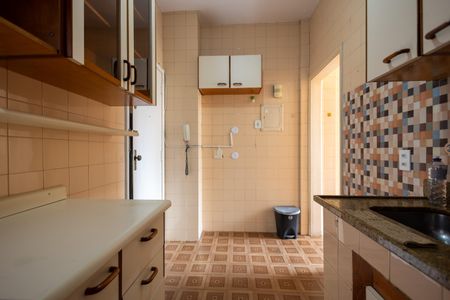 Apartamento para alugar com 77m², 2 quartos e 1 vagaCozinha