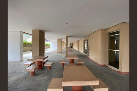 Apartamento à venda com 116m², 3 quartos e 1 vaga Apartamento à venda com 116m², 3 quartos e 1 vagaÁrea comum