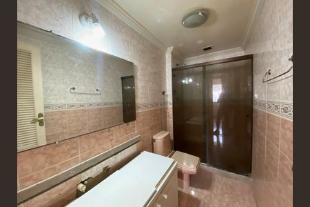 Apartamento à venda com 116m², 3 quartos e 1 vaga Apartamento à venda com 116m², 3 quartos e 1 vagaBanheiro