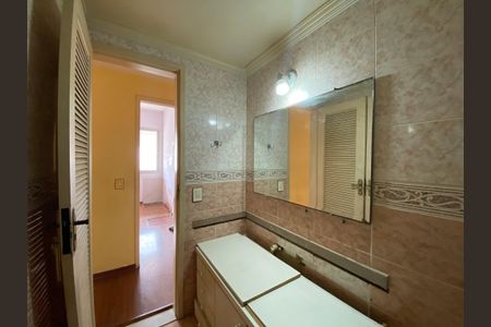 Apartamento à venda com 116m², 3 quartos e 1 vaga Apartamento à venda com 116m², 3 quartos e 1 vagaBanheiro