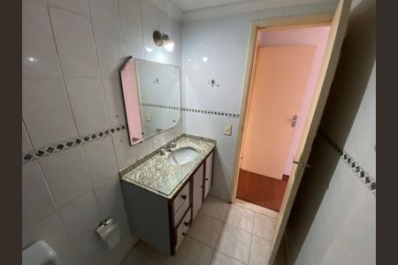 Apartamento à venda com 116m², 3 quartos e 1 vaga Apartamento à venda com 116m², 3 quartos e 1 vagaBanheiro