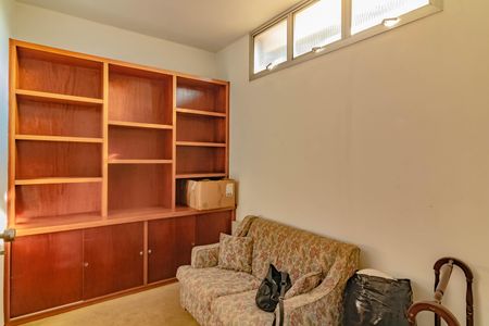 Casa à venda com 300m², 4 quartos e 3 vagasEscritório