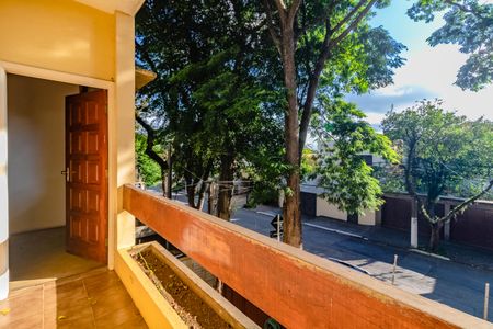 Casa à venda com 300m², 4 quartos e 3 vagasVista