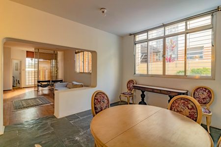 Casa à venda com 300m², 4 quartos e 3 vagasSala 2