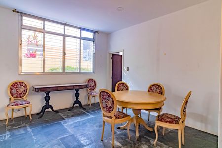 Casa à venda com 300m², 4 quartos e 3 vagasSala 2