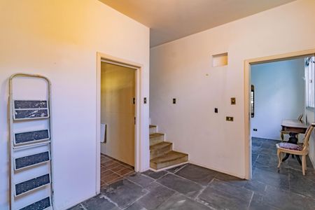 Casa à venda com 300m², 4 quartos e 3 vagasVista/Escada