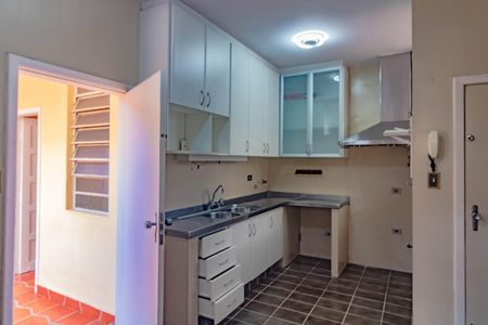 Casa à venda com 300m², 4 quartos e 3 vagasCozinha