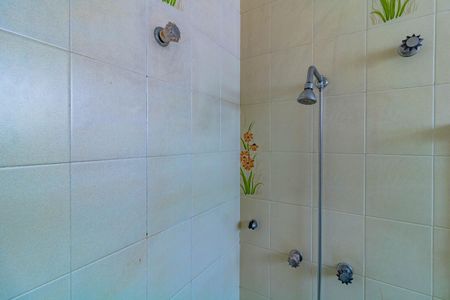 Casa à venda com 300m², 4 quartos e 3 vagasBanheiro/Suíte 3