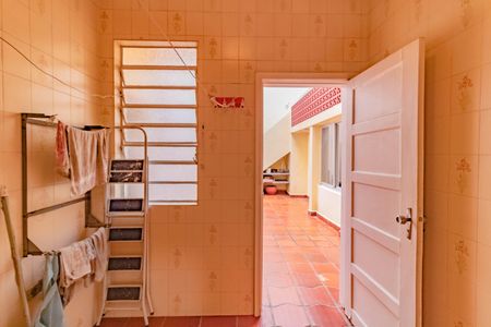 Casa à venda com 300m², 4 quartos e 3 vagasLavanderia