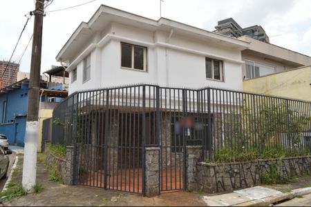 Casa à venda com 217m², 5 quartos e 2 vagasFachada