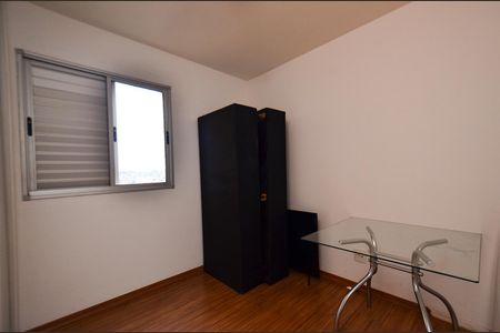 Apartamento para alugar com 76m², 2 quartos e 2 vagasQuarto 