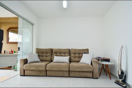 Apartamento para alugar com 76m², 2 quartos e 2 vagasSala de estar