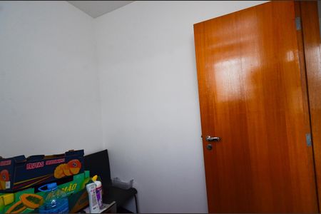 Apartamento para alugar com 76m², 2 quartos e 2 vagasQuarto de Serviço